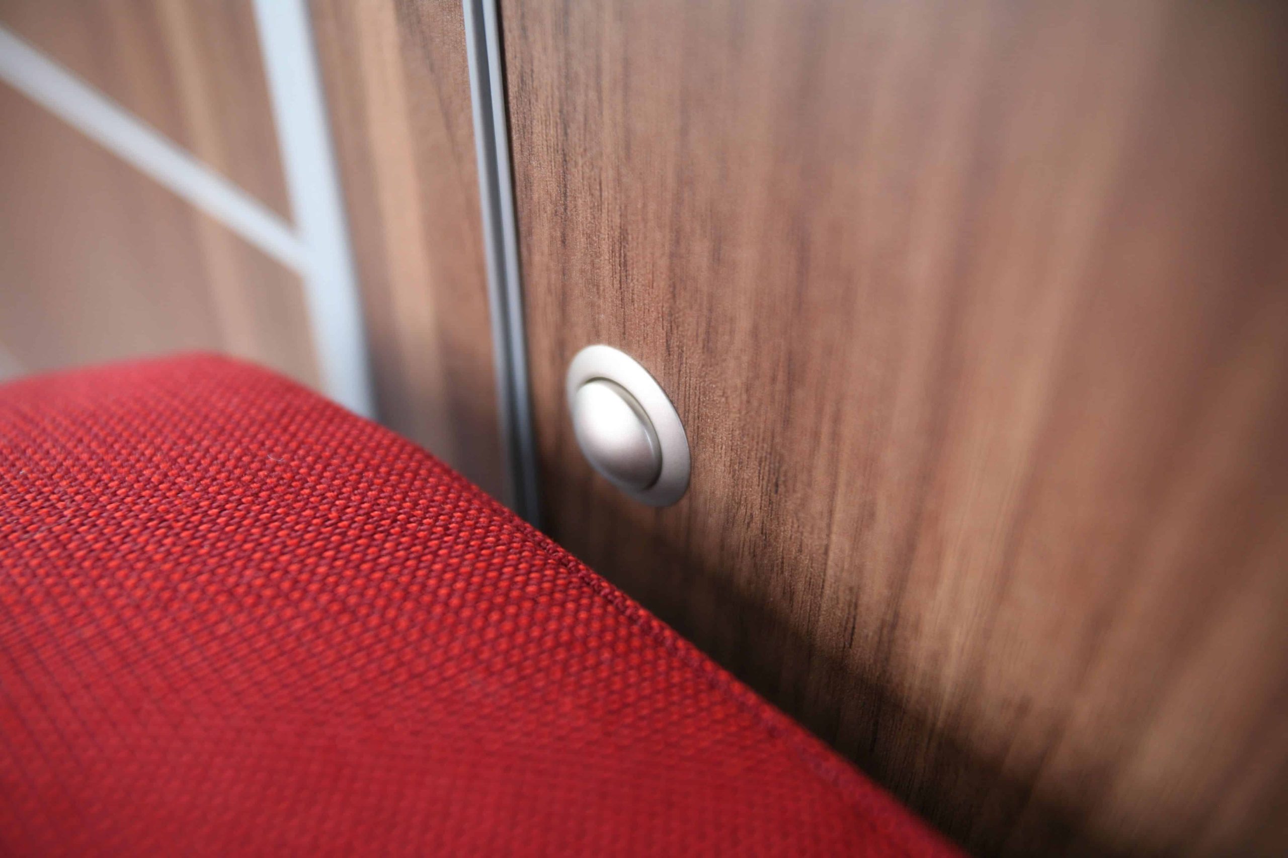 Push lock with striking plate - Image 4
