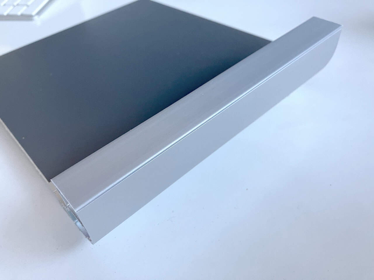 Capping for R17 & R40 Aluminium section- Metallic silver PVC - Image 5