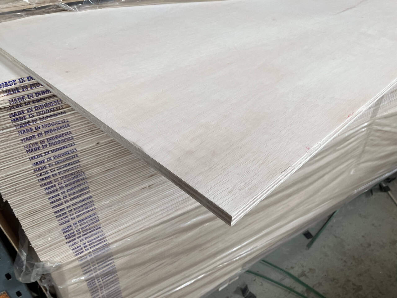 13mm Falcatta light weight ply ( Not Poplar ) - Image 2
