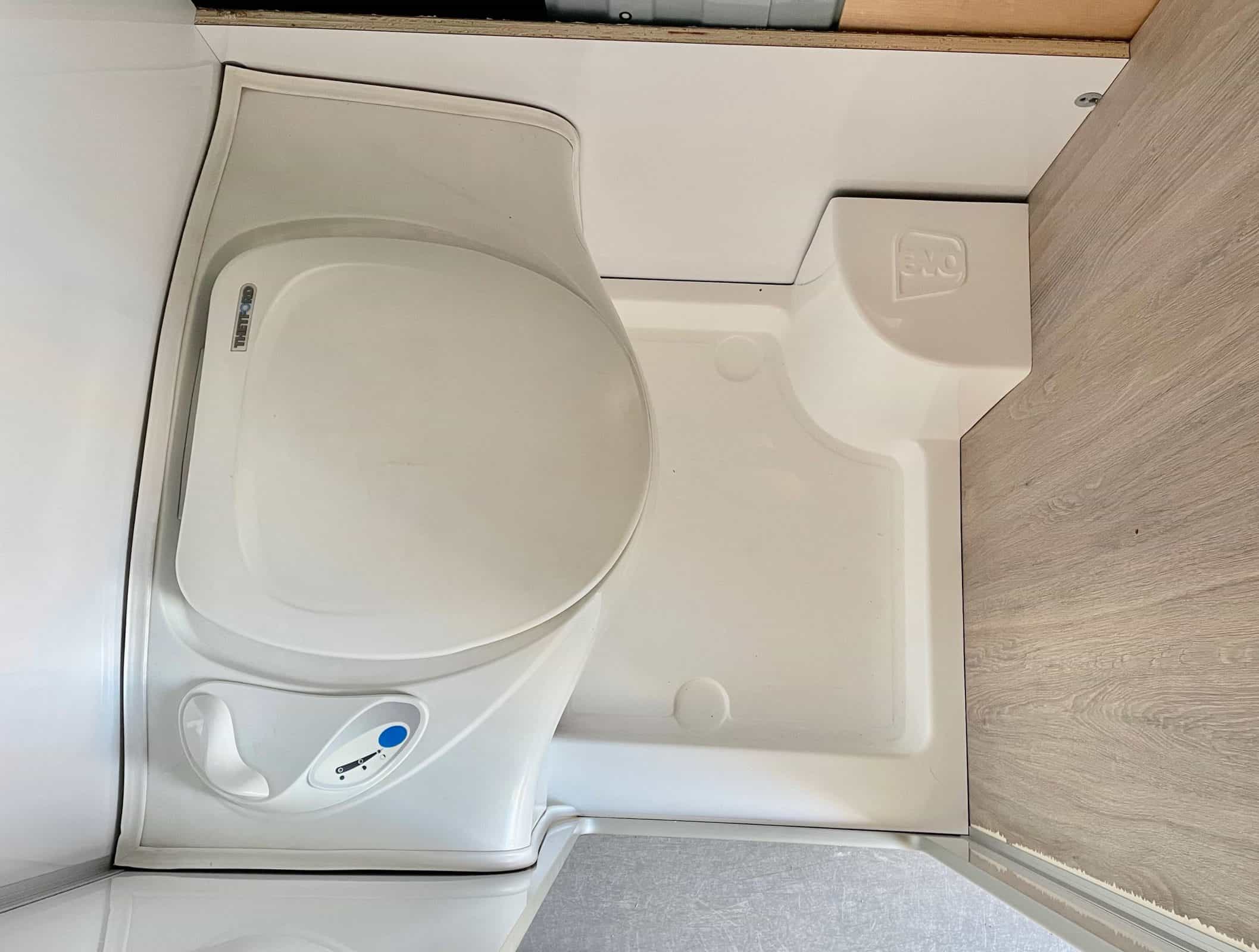 Shower B tray + wheel arch cover - Image 7