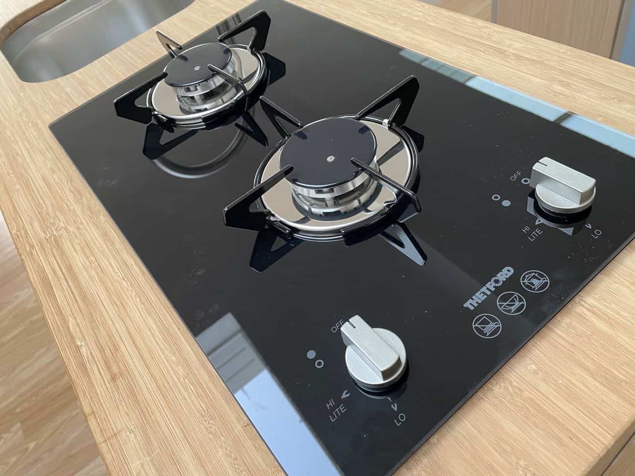 Thetford Topline 922 Hob twin burner 12v ignition. - Image 4