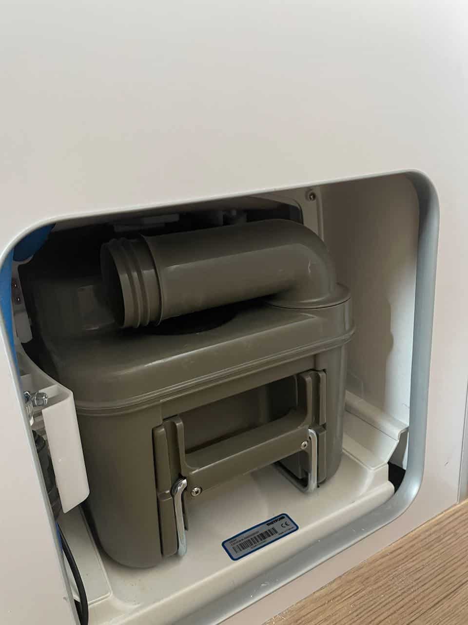 Shower Toilet Cubicle A - Image 9