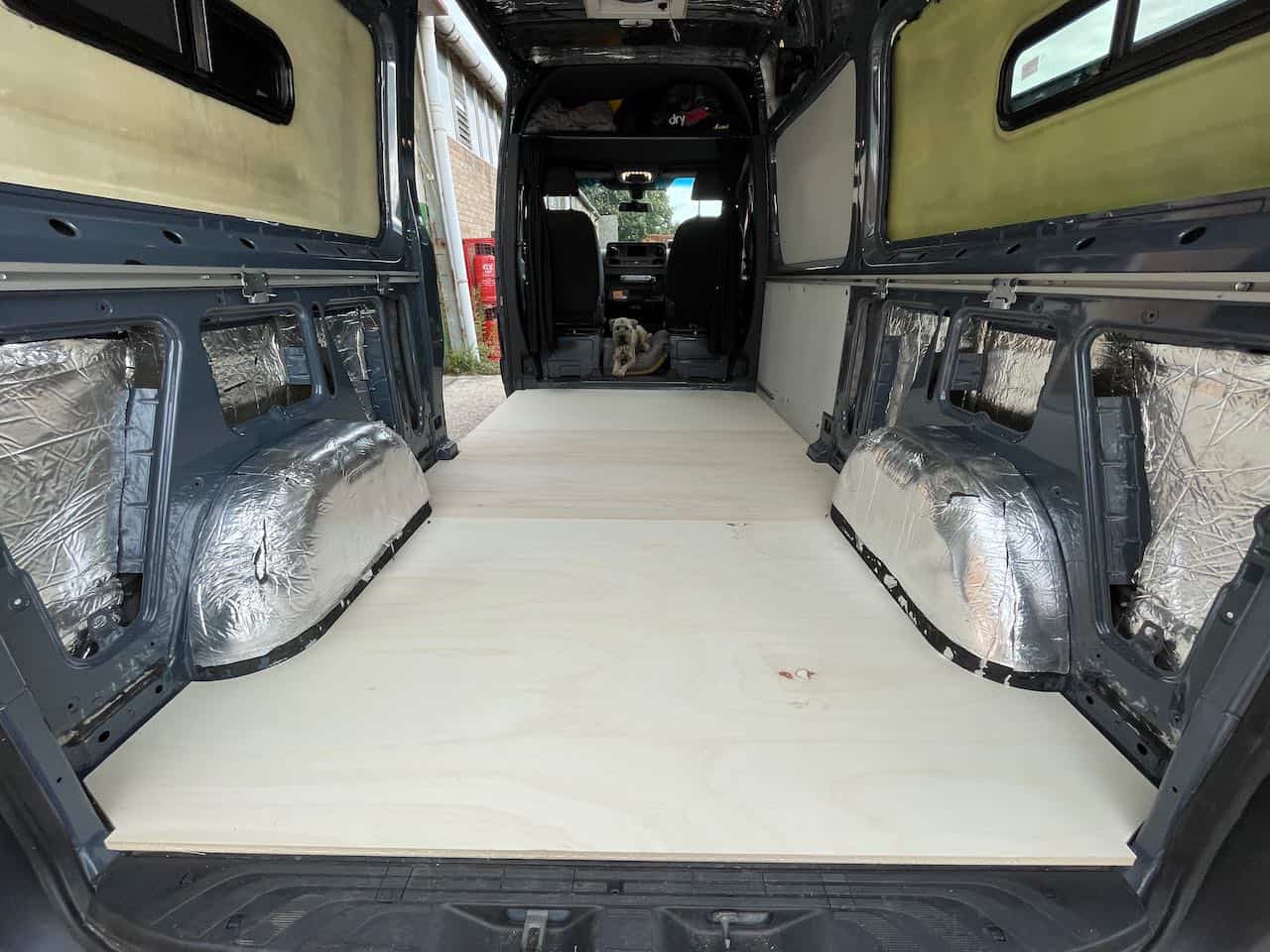Light weight insulated floor * NEW Mercedes Sprinter FWD * ( 2018 + ) Medium wheel base. PALLET CUT