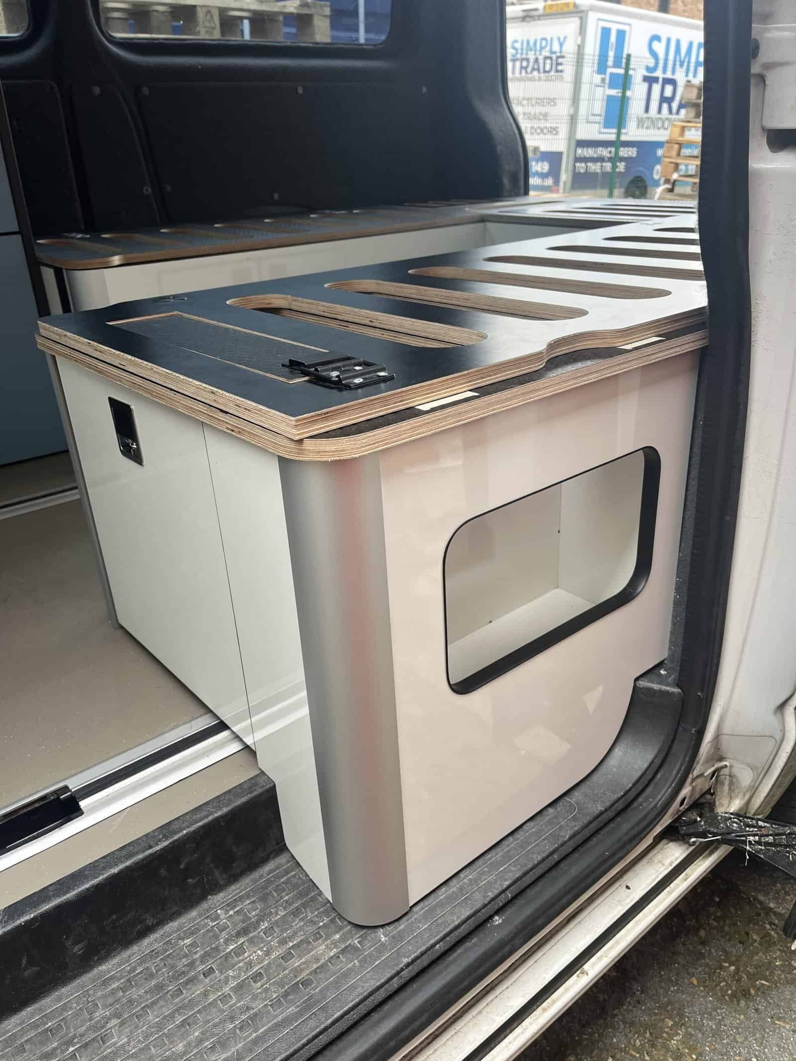 EVO U-SHAPE BED SYSTEM (FOLDING) FOR T5/T6 SWB - Image 21