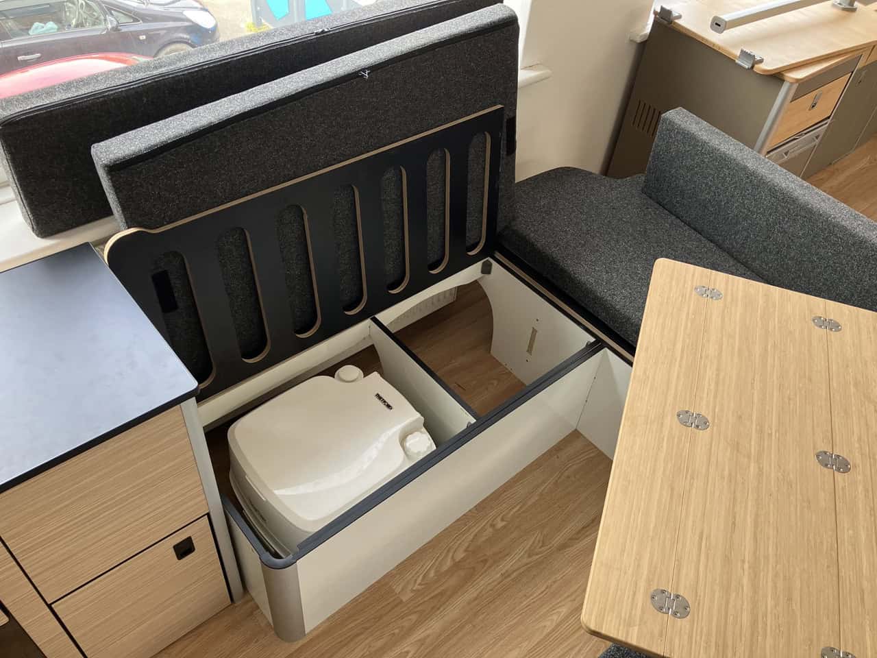 EVO U-SHAPE BED SYSTEM (FOLDING) FOR T5/T6 SWB - Image 41