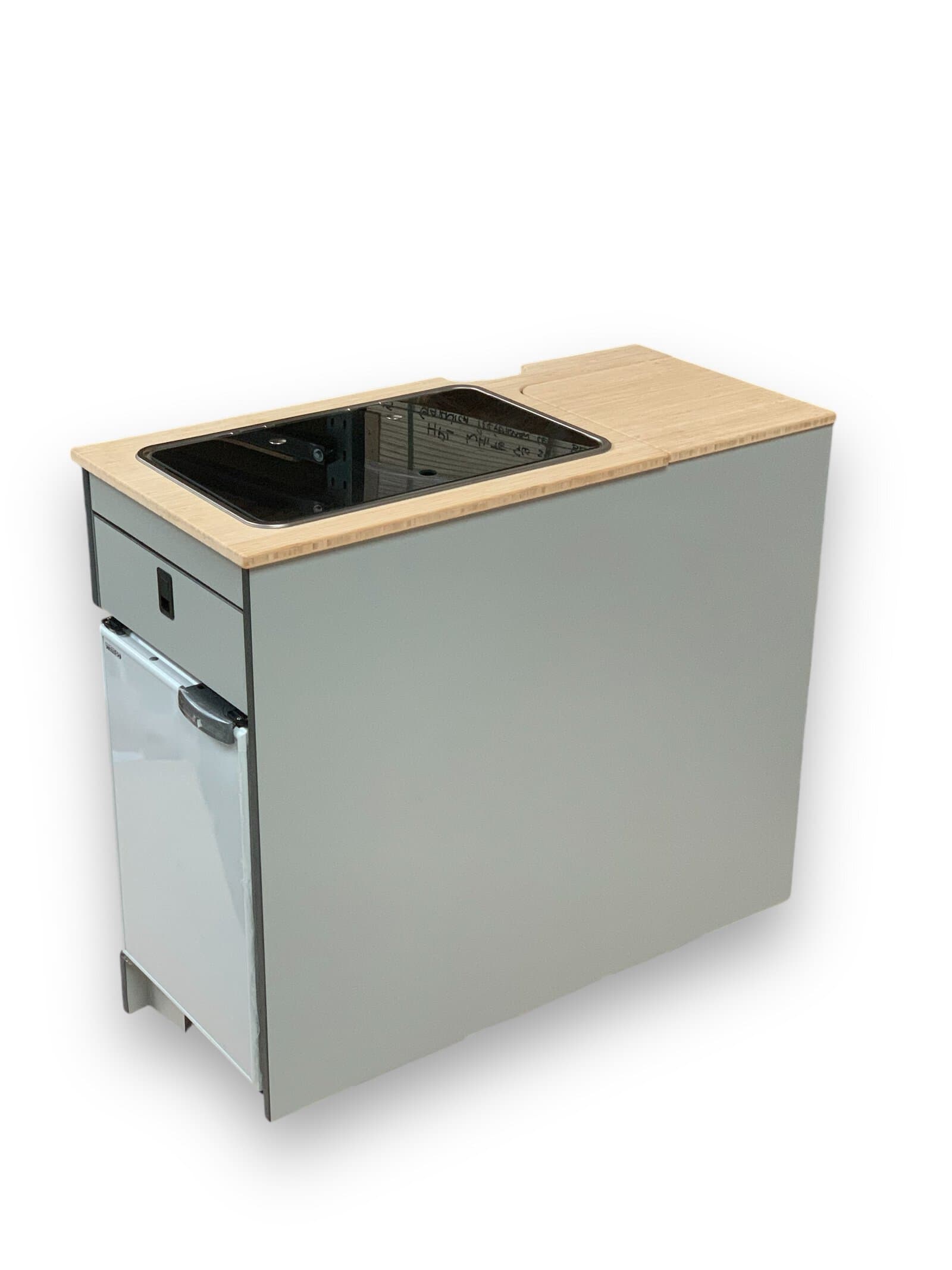 EVO Twin Slider Kitchen With .6 Half Wardrobe LWB - Image 5