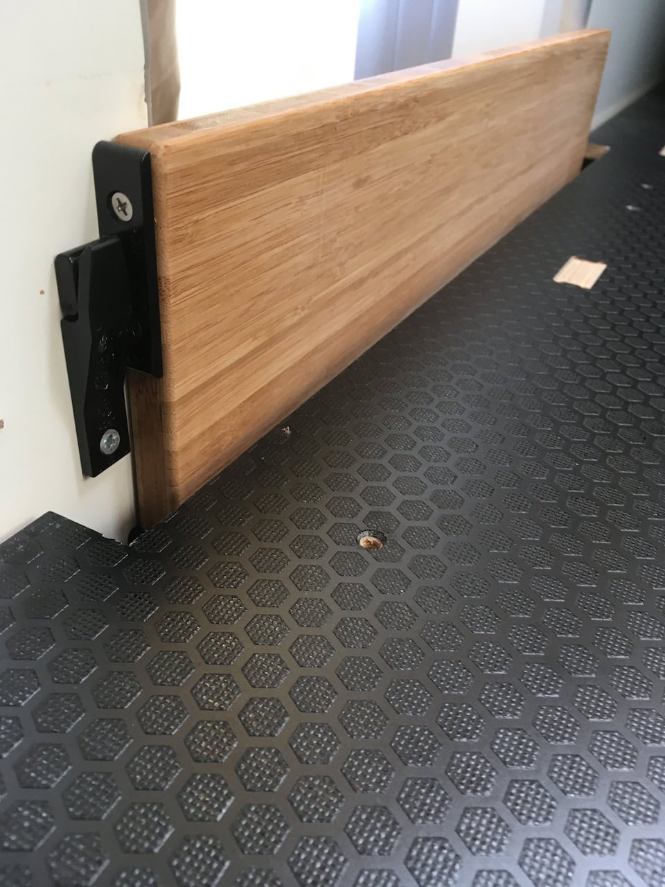GARAGE DOOR BED STEP - Image 18