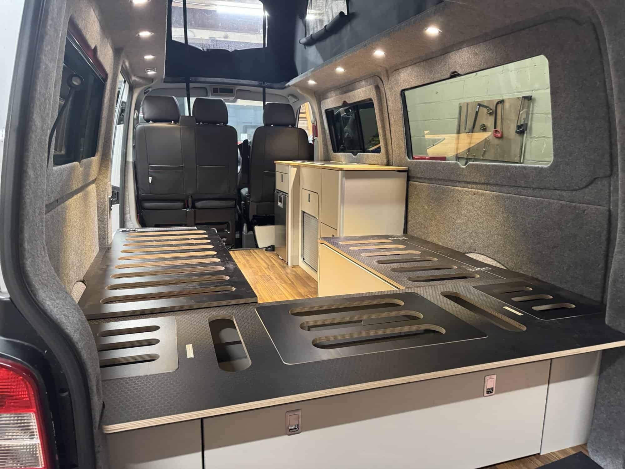 EVO U SHAPE BED SYSTEM (FOLDING) FOR T5/T6 LWB - Image 14